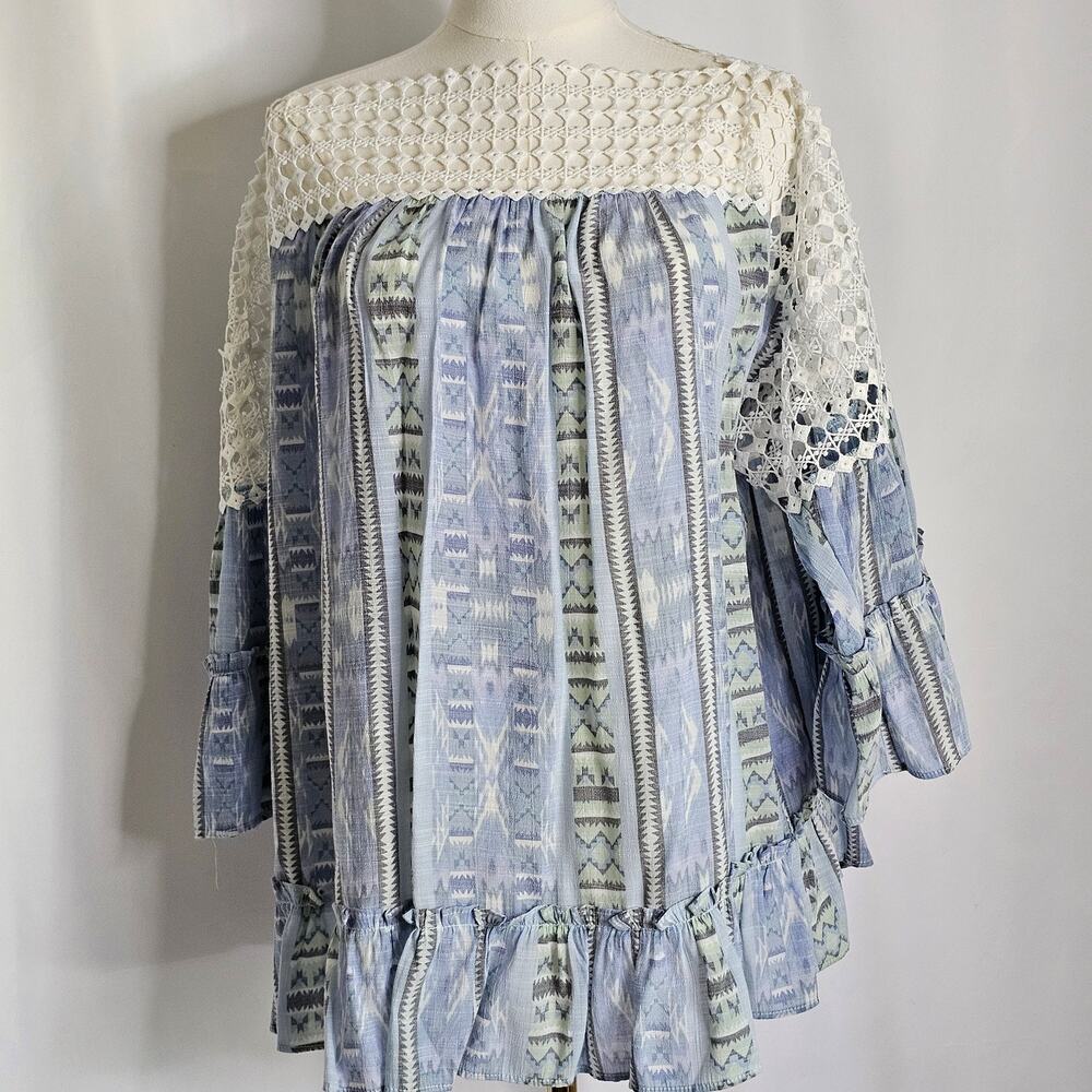 Lifestyle Attitude 1x Boho Aztec Ruffled Flowy Peasant Crochet Blouse‎